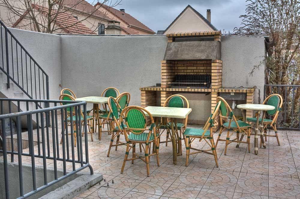 Le Cheval Noir Hotel Paris Pantin Εξωτερικό φωτογραφία
