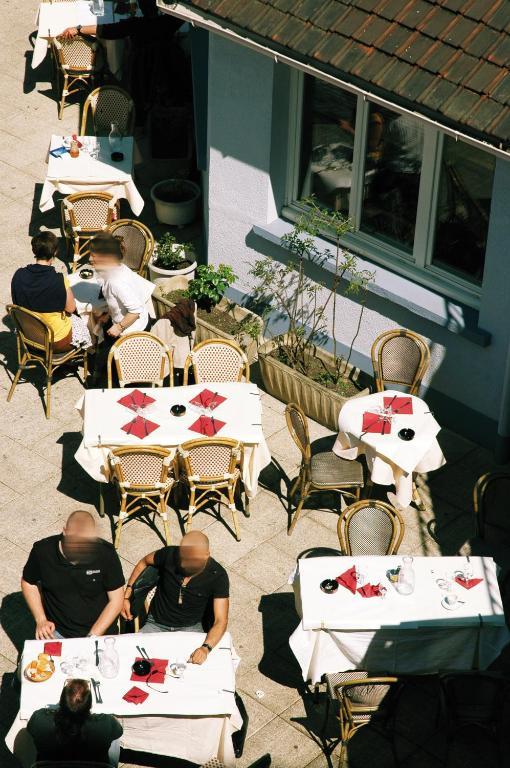 Le Cheval Noir Hotel Paris Pantin Εξωτερικό φωτογραφία